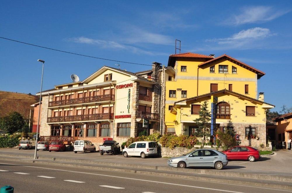 Hostal Europa San Roque del Acebal エクステリア 写真