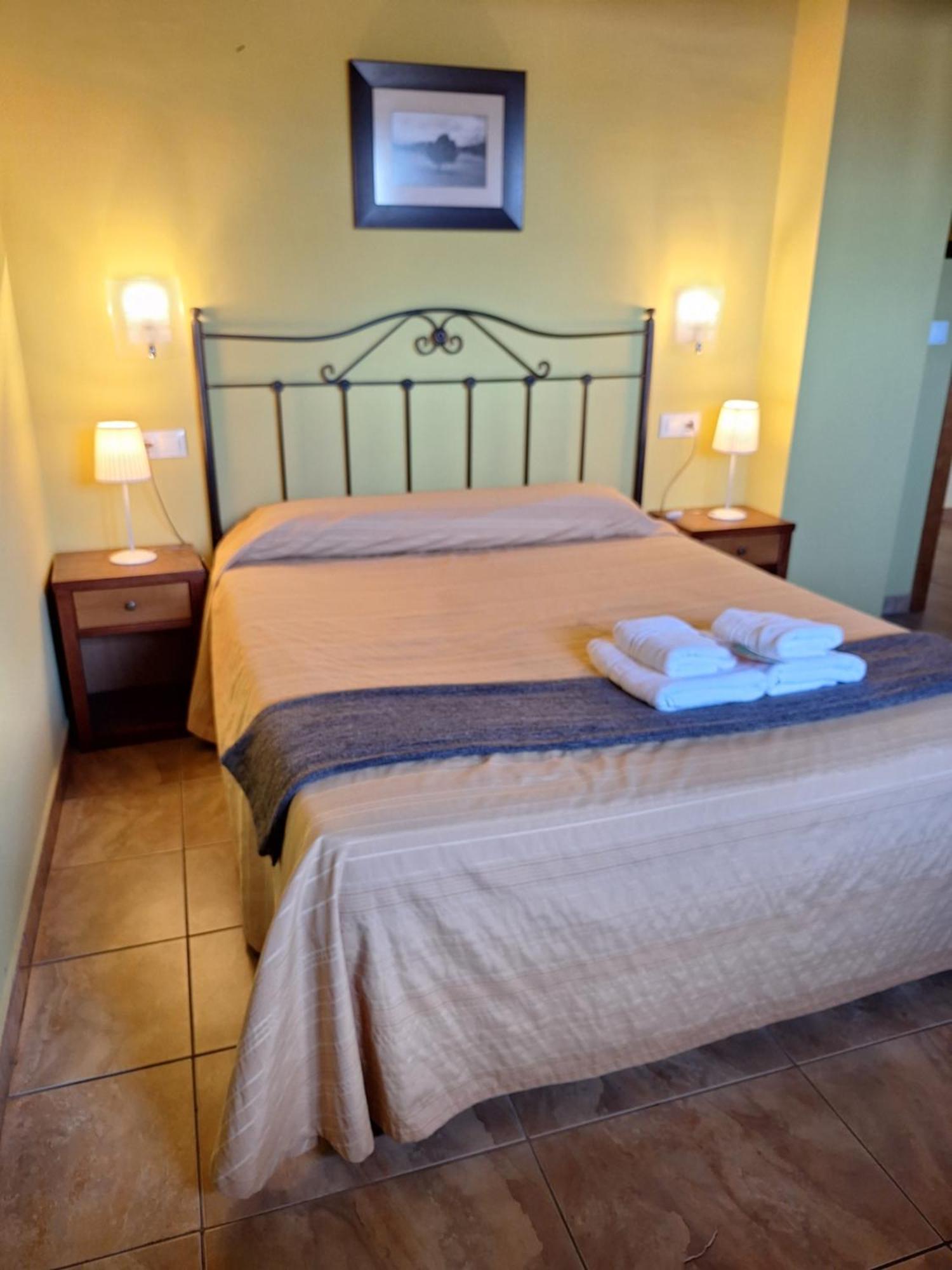 Hostal Europa San Roque del Acebal エクステリア 写真