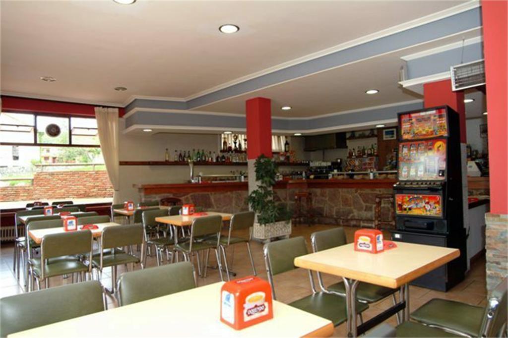 Hostal Europa San Roque del Acebal エクステリア 写真