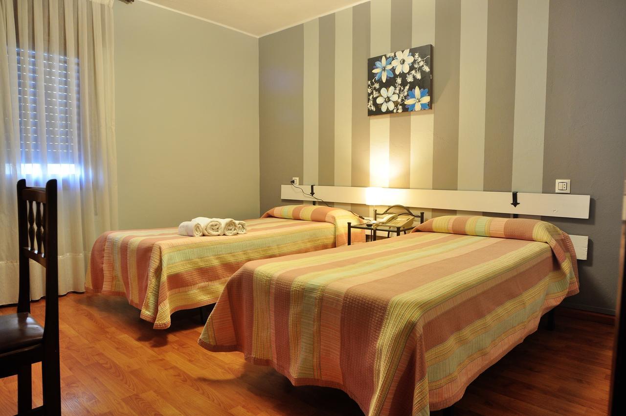Hostal Europa San Roque del Acebal エクステリア 写真