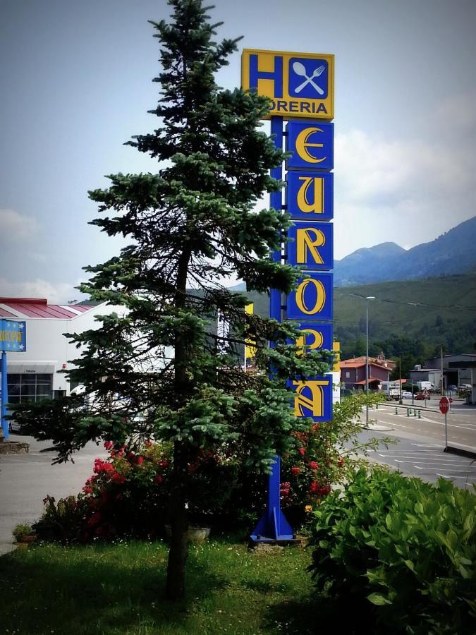 Hostal Europa San Roque del Acebal エクステリア 写真